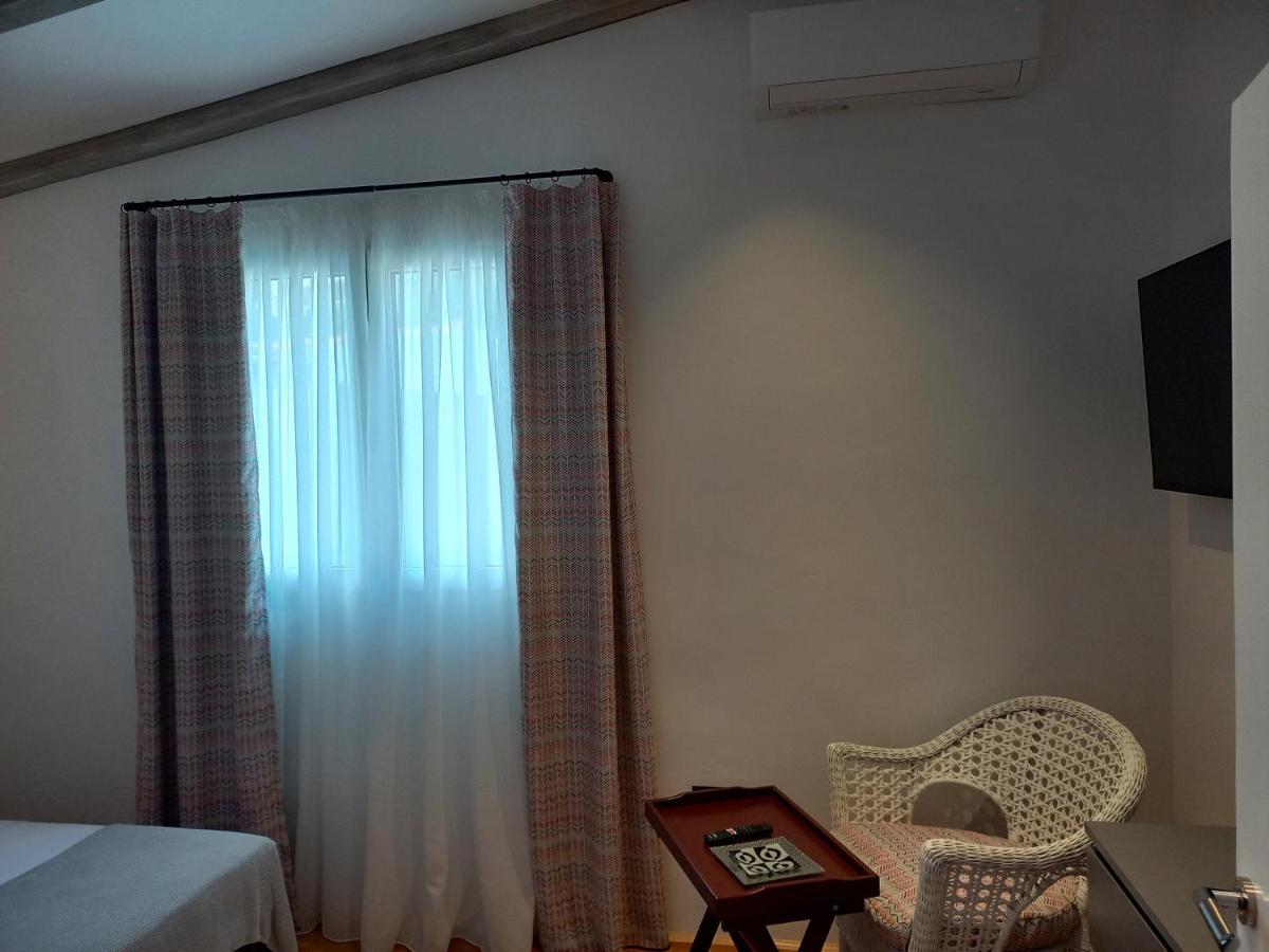 Unique Residence With Garden And Sea View Spalato Esterno foto