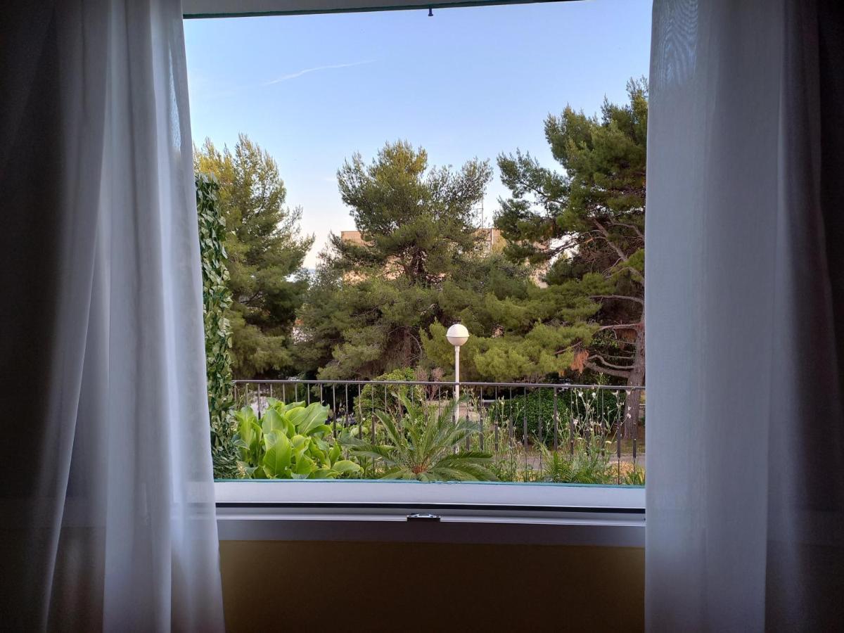 Unique Residence With Garden And Sea View Spalato Esterno foto